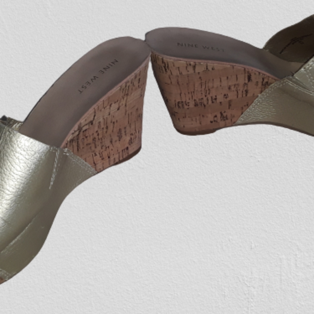 Gold Wedged Sandals